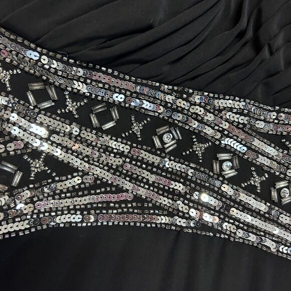 Betsy & Adam Black One Shoulder Long Formal Gown with Silver Bead Detail Size 6 - Picture 7 of 15